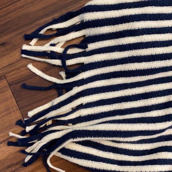 Women's Navy & White Poncho Cowl Neck - Picture 5 of 6